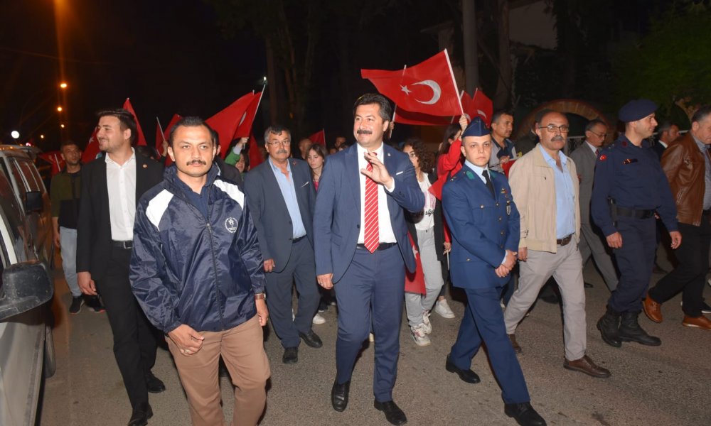 YENİŞEHİR’DE 19 MAYIS COŞKUYLA KUTLANDI 19 Mayıs Atatürk’ü