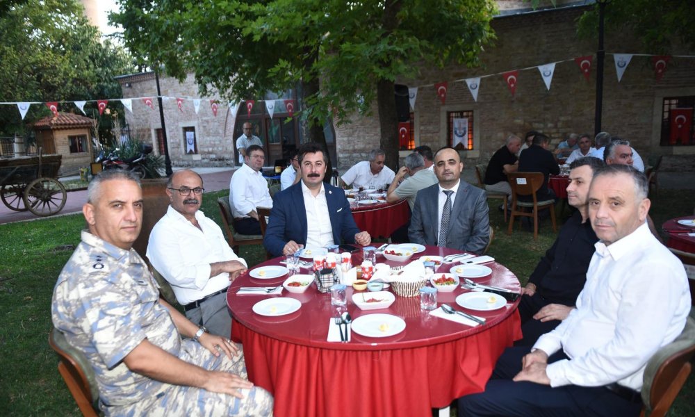 KAYMAKAM MUSTAFA GÜNEY’E VEDA YEMEĞİ