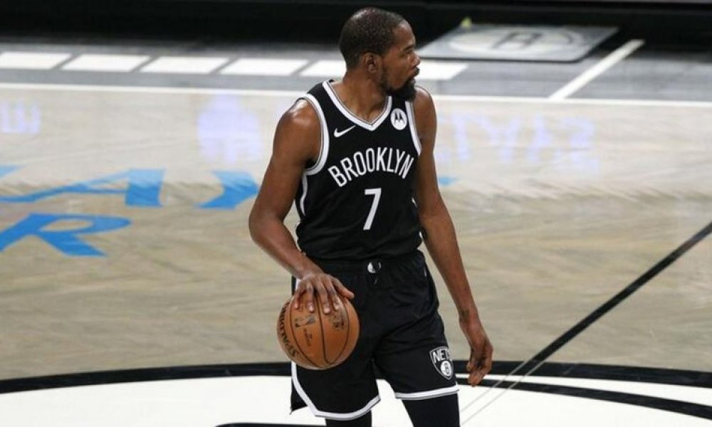 Kevin Durant 552 gün sonra basketbola döndü